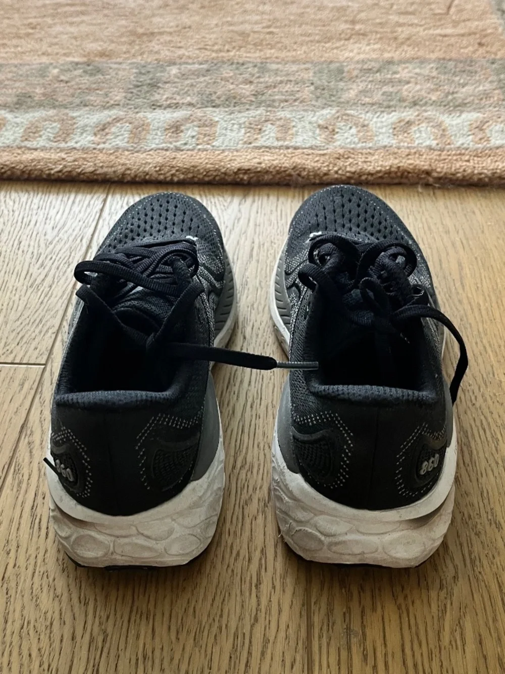 New Balance Shoes - Picture 3 of 3